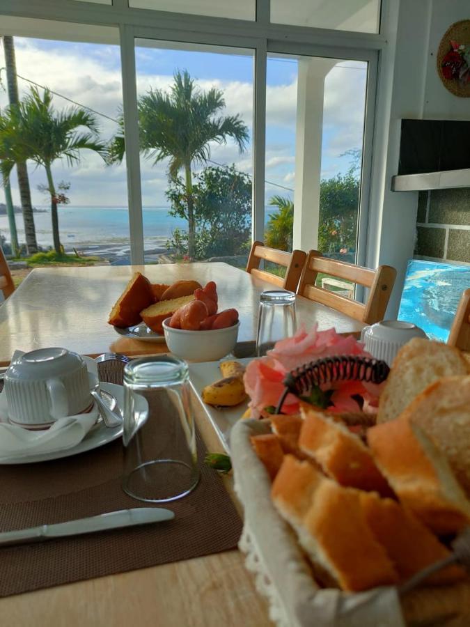 La Terrasse Hotel Port South East Екстериор снимка